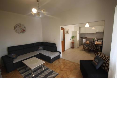 Apartment Danica Diklo / very close to the beach