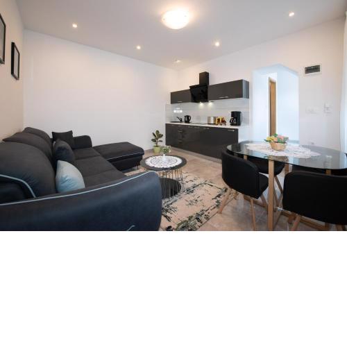 Apartment Emili