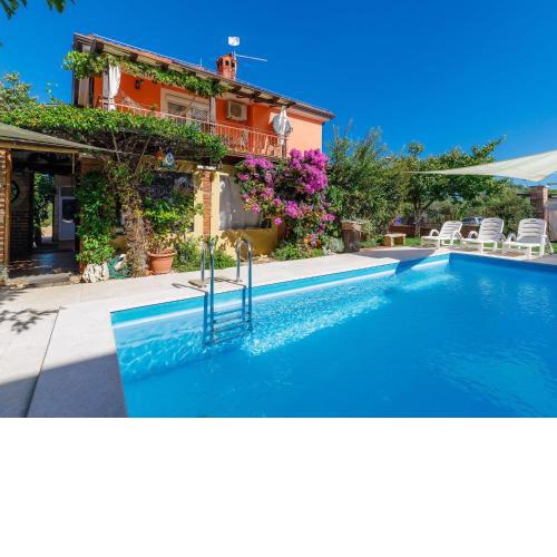 Apartment Fontana-1 by Interhome