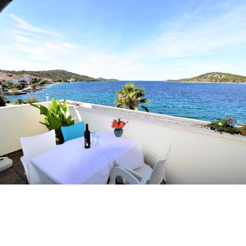 Apartment Galeb - ROZ102 by Interhome