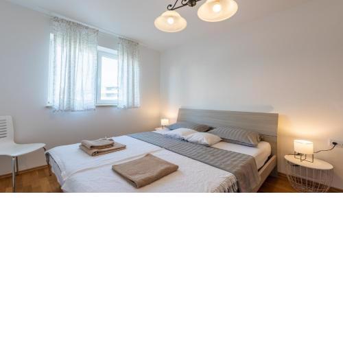 Apartment Giulia with Sea View in Novigrad