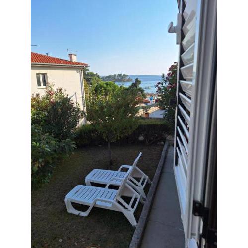 Apartment in Banjol with sea view, terrace, air conditioning, Wi-Fi (3803-1)