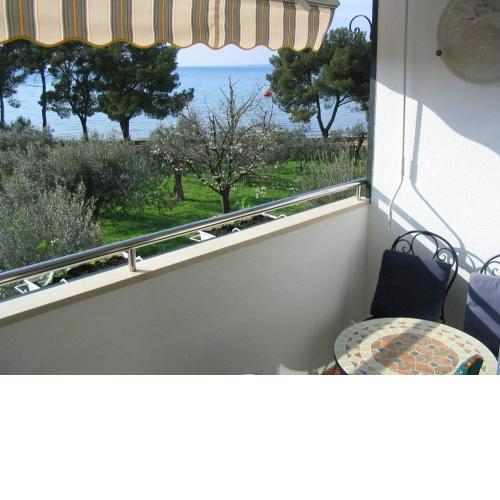 Apartment in Fazana with sea views, balcony, air conditioning, WiFi 227-1
