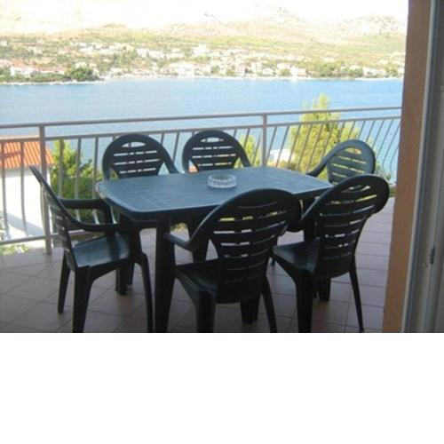 Apartment in Grebaštica with sea view, balcony, air conditioning, WiFi (3571-4)