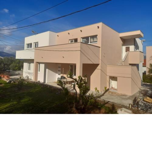 Apartment in Slatine with sea view, terrace, air conditioning, Wi-Fi (4789-4)