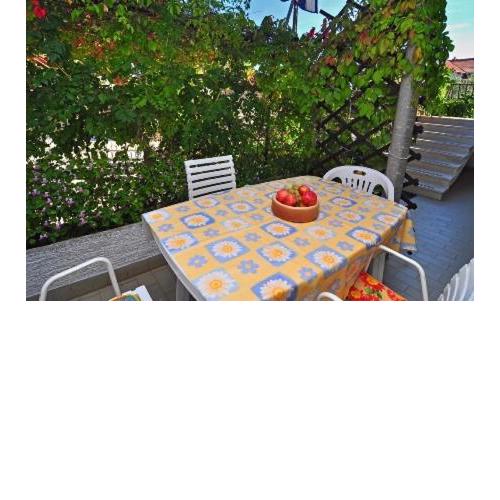 Apartment in Sukosan with terrace, air conditioning, WiFi 654-4