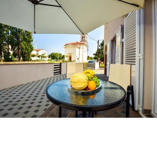Apartment Kampanel-2 by Interhome