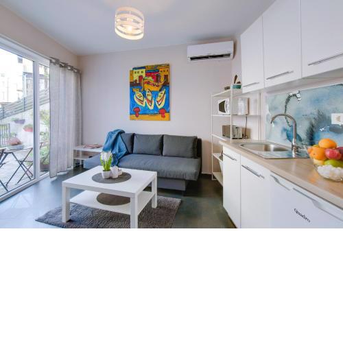 Apartment Lauro Opatija, ground floor, parking, near sea