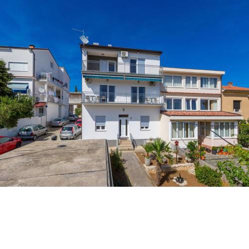 Apartment MLADEN