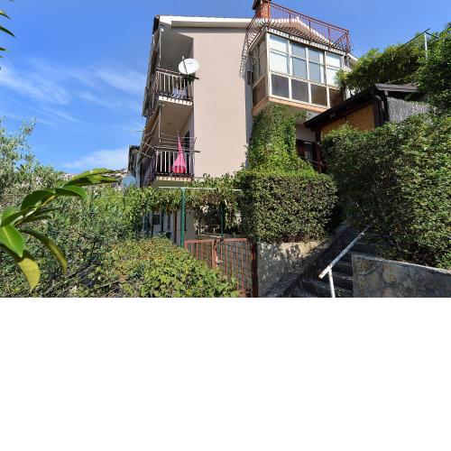 Apartment near the sea 650