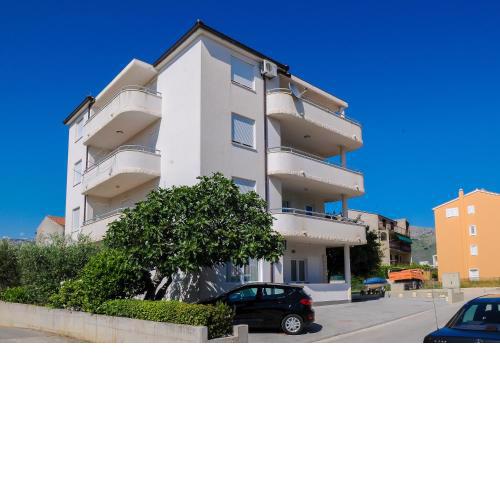 Apartment Neva