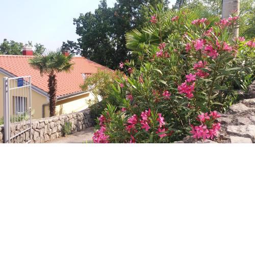 Apartment Oleandri A2 Mit Meerblickbalkon