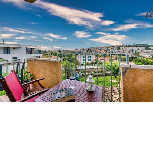 Apartment Pinegrove