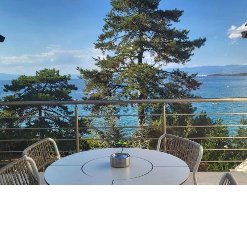 Apartment Prejac by the beach