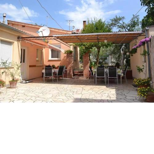 Apartment Pula 17014a