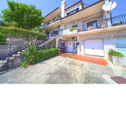 Apartment Rijeka 13976b