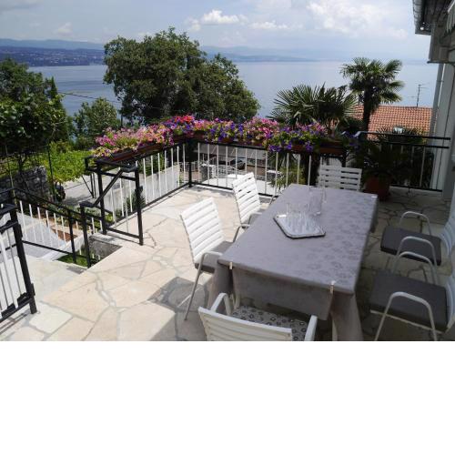 Apartment Romana
