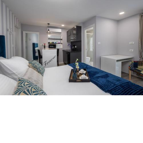Apartment & rooms Forever 2