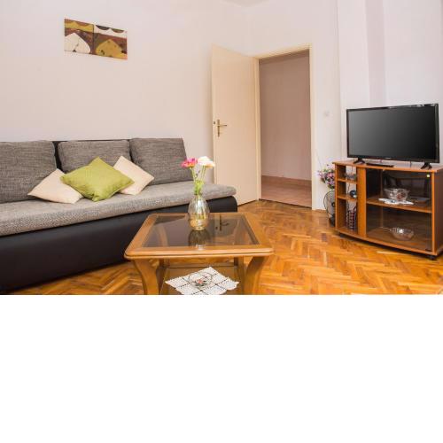 Apartment Tanaja