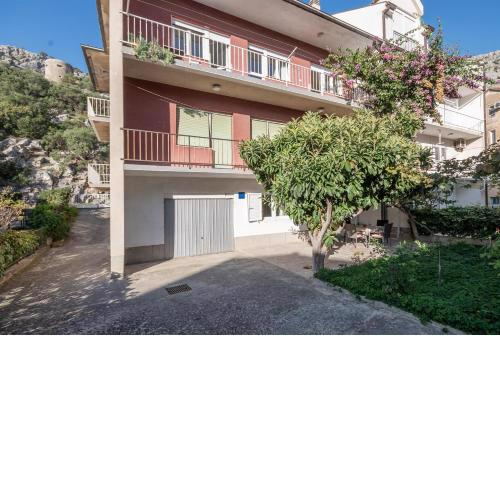 Apartment Tom