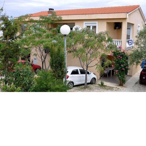 Apartment Vir 13686b