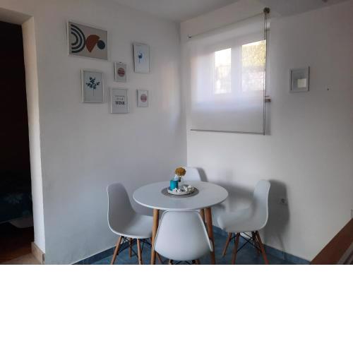 Apartment with terrace Sara