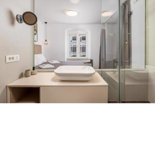Apartment Wow