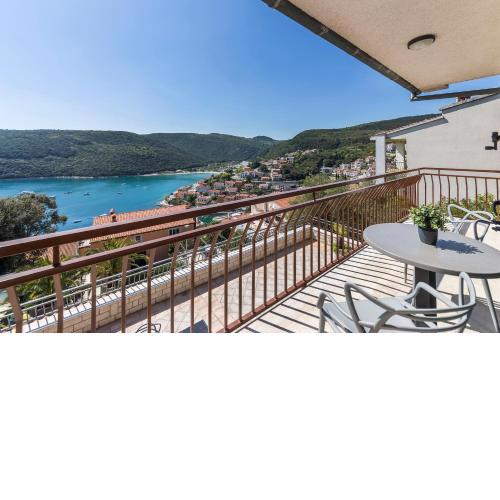 Apartment Zulijani A2
