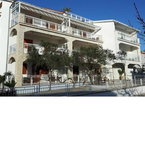 Apartments Adelheid in Biograd, close to the beach