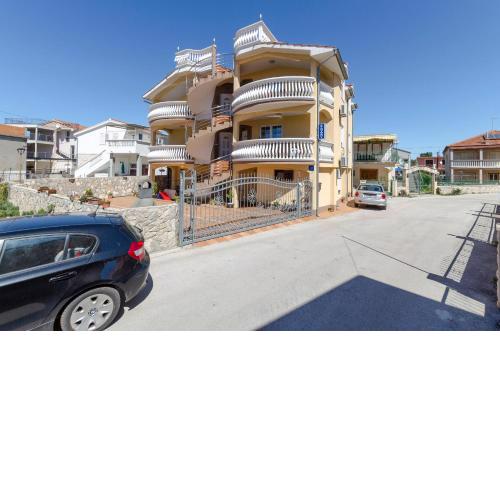 Apartments Ana