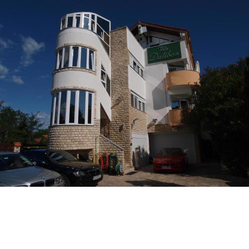 Apartments and bungalows vila Dalibor