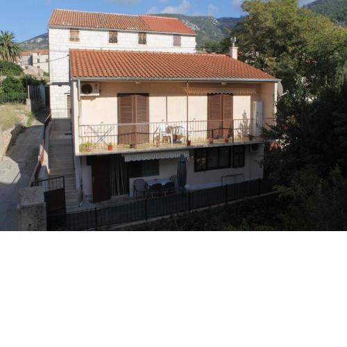 Apartments and rooms by the sea Komiza, Vis - 8841