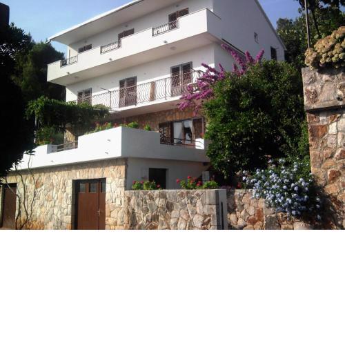 Apartments and rooms with parking space Jelsa, Hvar - 4640