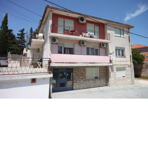 Apartments and rooms with parking space Mali Losinj (Losinj) - 2486