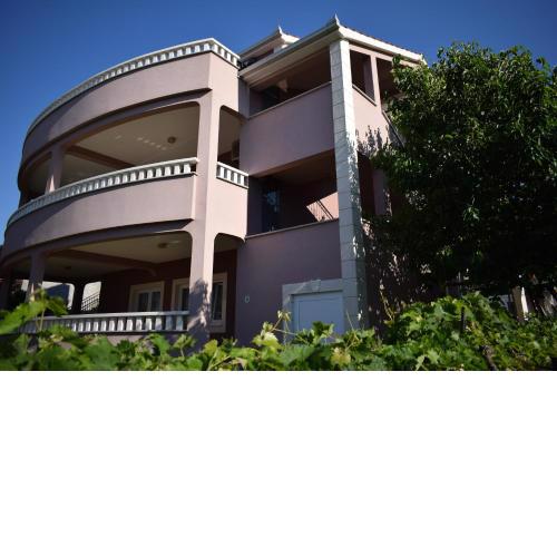 Apartments Bazina