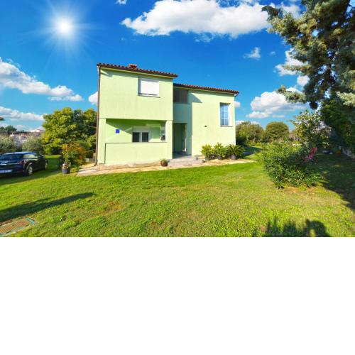 Apartments Bernarda 1773