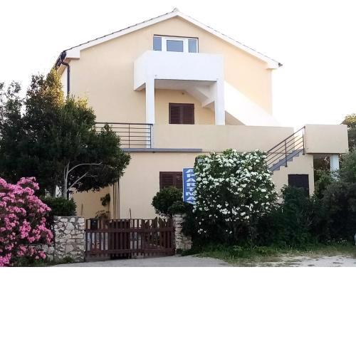 Apartments Božito
