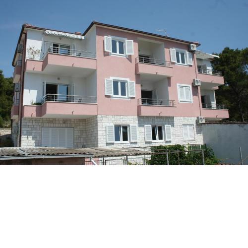 Apartments by the sea Bilo, Primosten - 3090