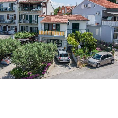 Apartments by the sea Biograd na Moru, Biograd - 12829