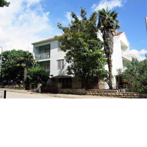 Apartments by the sea Biograd na Moru, Biograd - 15770