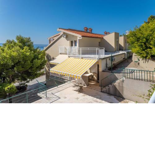 Apartments by the sea Duce, Omis - 946