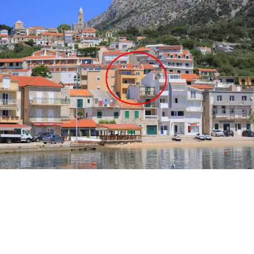 Apartments by the sea Igrane, Makarska - 18405