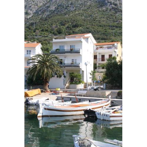 Apartments by the sea Igrane, Makarska - 2679