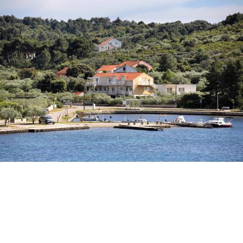 Apartments by the sea Lumbarda, Korcula - 4393