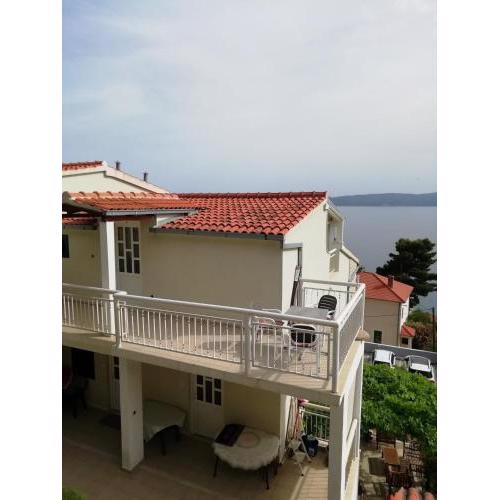 Apartments by the sea Pisak, Omis - 4815