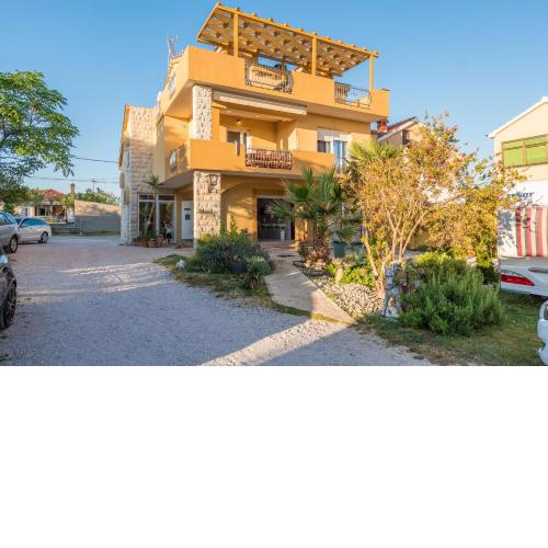 Apartments by the sea Privlaka, Zadar - 14569