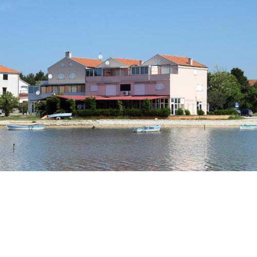 Apartments by the sea Privlaka, Zadar - 6207