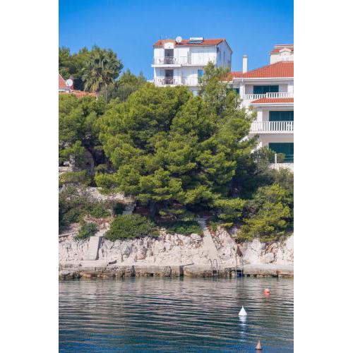 Apartments by the sea Razanj, Rogoznica - 15998
