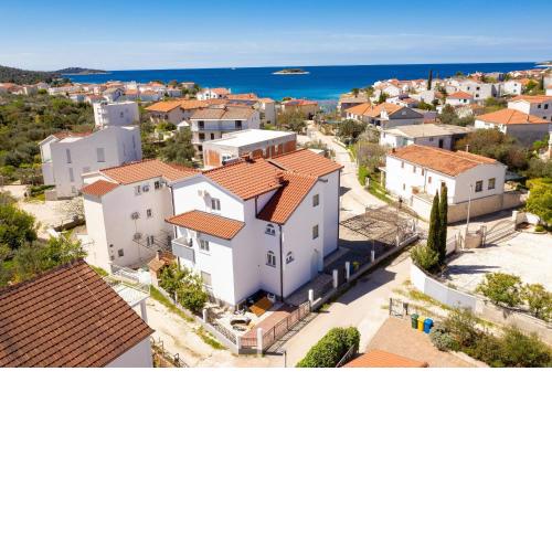 Apartments by the sea Rogoznica - 19367