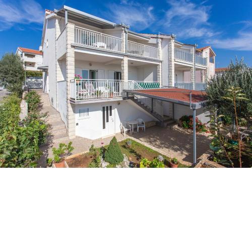 Apartments by the sea Rogoznica - 20142